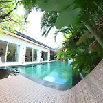 Villa Alitura 6Br Seminyak